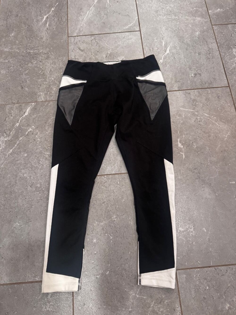 Zella Black Leggings with Cream Interior Waistband, size M